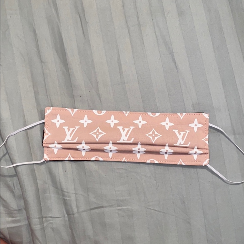 louis vuitton fabric mask